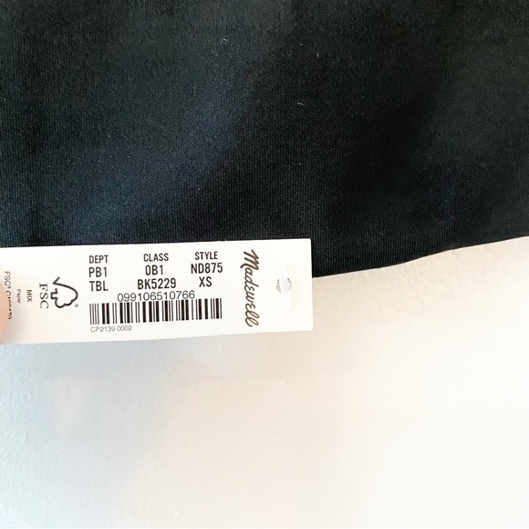 MADEWELL Black Flex Square Neck Sports Bra NEW Workout Exercise - Picture 9 of 10